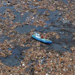 debris_japan_tsunami_2011_boat