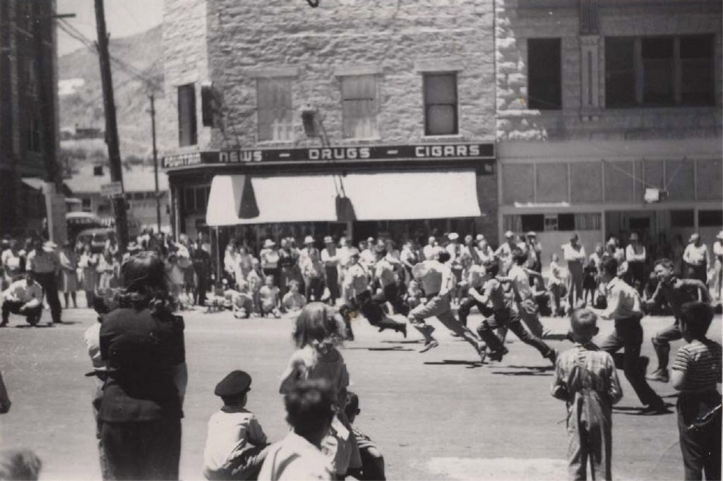 Tonopah Parade, 1940s. Photo by Herb Ringer